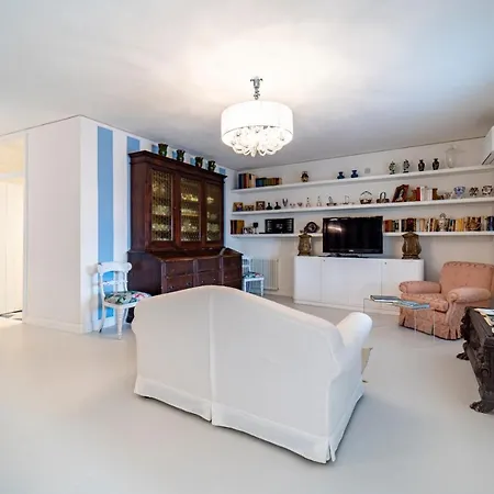 Casa Azzurra Mesyna