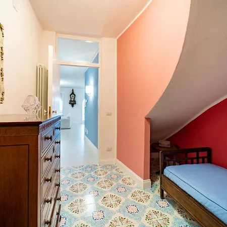 Casa Azzurra דירה מסינה